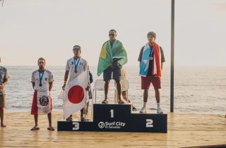 SUPサーフィン世界大会　3位入賞